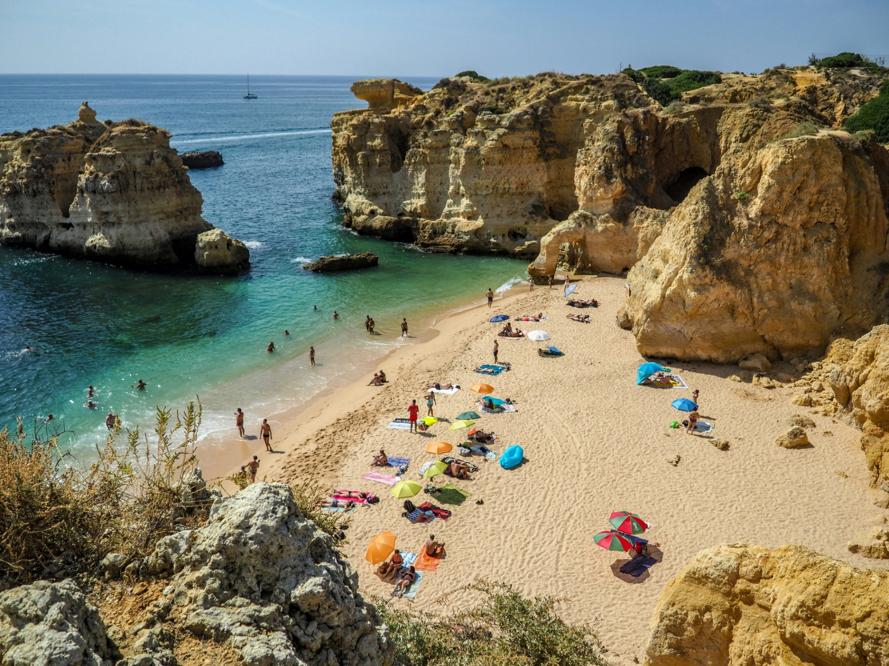 Algarve Portugal - Golden beaches, dramatic limestone cliffs, hidden coves, fishing villages, championship golf, year-round mild sun - Perfect for Beach paradise team retreats