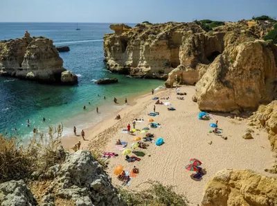 Algarve Portugal - Golden beaches, dramatic limestone cliffs, hidden coves, fishing villages, championship golf, year-round mild sun - Perfect for Beach paradise team retreats