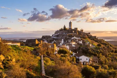 Alentejo Portugal - Golden plains, cork forests, slow food traditions, family-run wineries, whitewashed villages, unforgettable sunsets - Perfect for Clear skies team retreats
